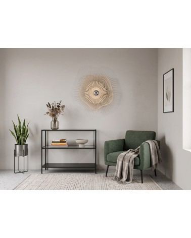 Applique Nacre en bois naturel — mise en situation avec fauteuil vert